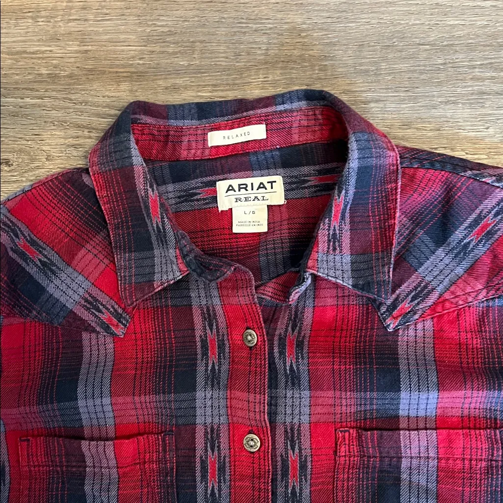 Ariat Real Relaxed Red & Navy Plaid Button-Down Shirt Large - Image 7