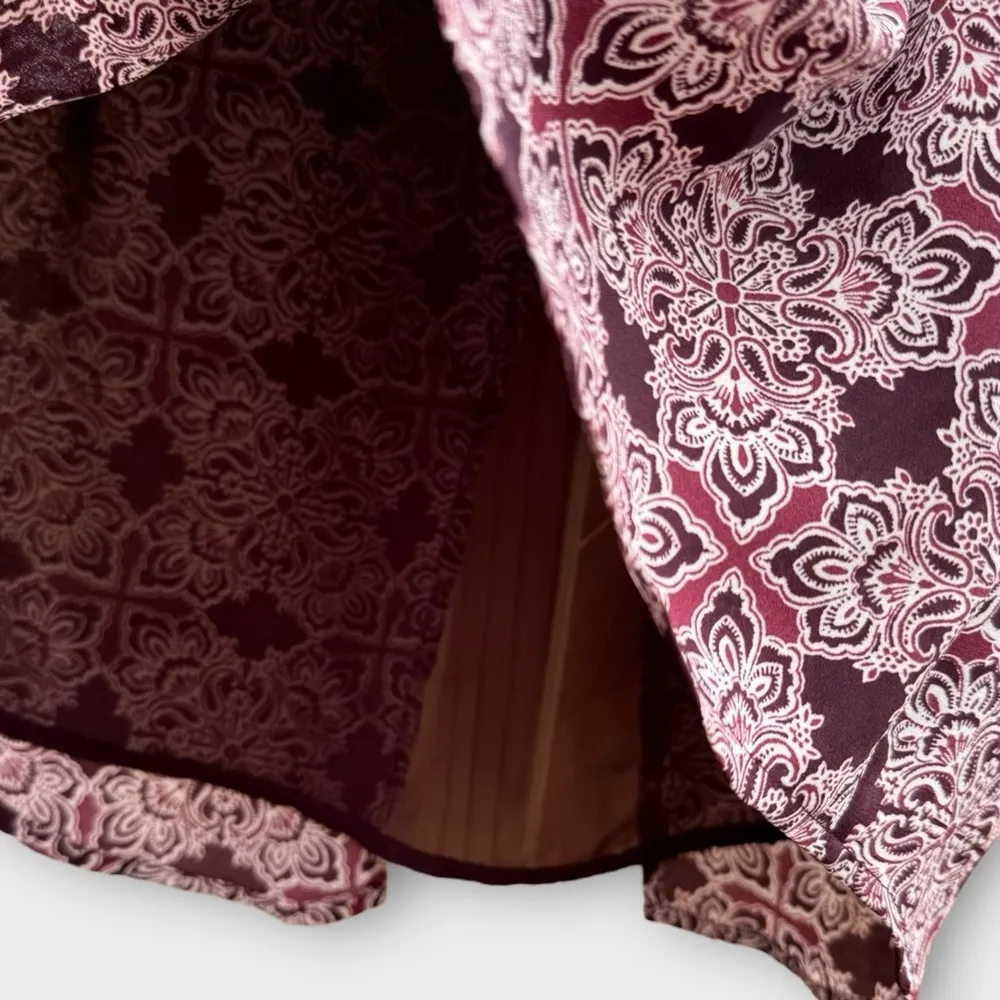 Layered Sleeveless Blouse - Image 3