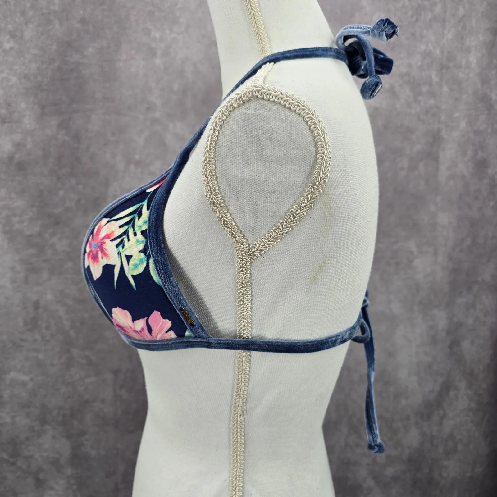 Victoria's‎ Secret Blue Pink Floral Padded Bikini Top Halter Swimwear S-DD - Image 4