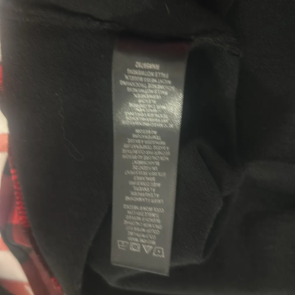 Adrianna Papell elegant pullover,Used excellent condition. Size M. - Image 9