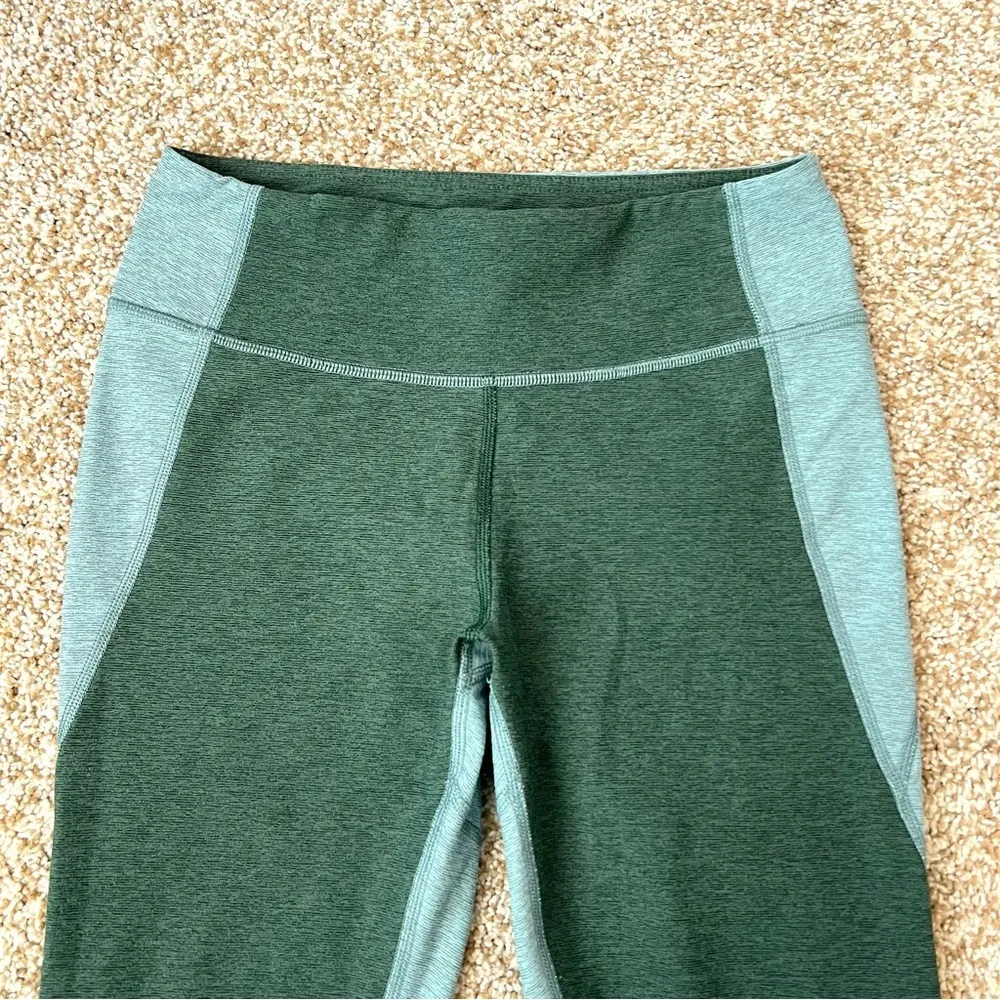 Outdoor Voices 3/4 Warmup Leggings - Slate & Hunter Green Size M - Image 6