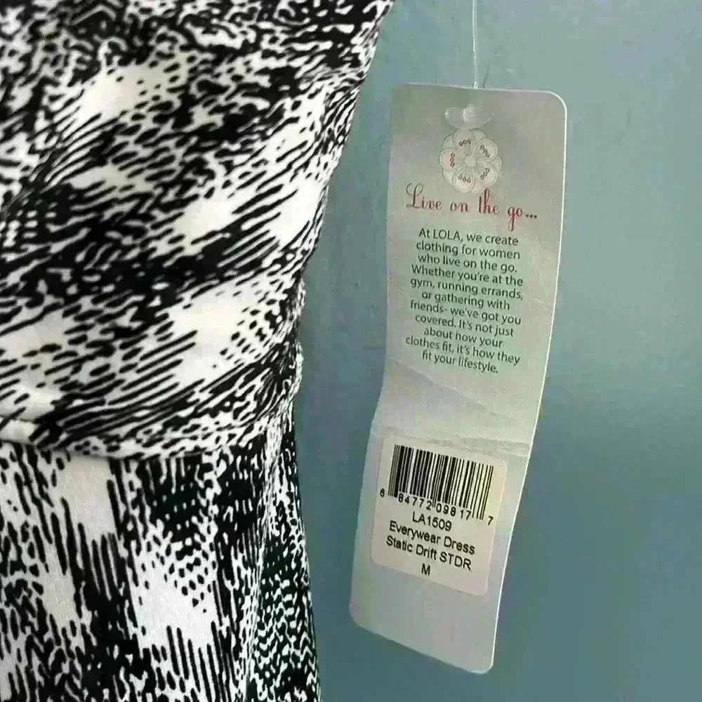 Lola black and white short sleeve lightweight dress women’s size‎ medium NWT - Image 3