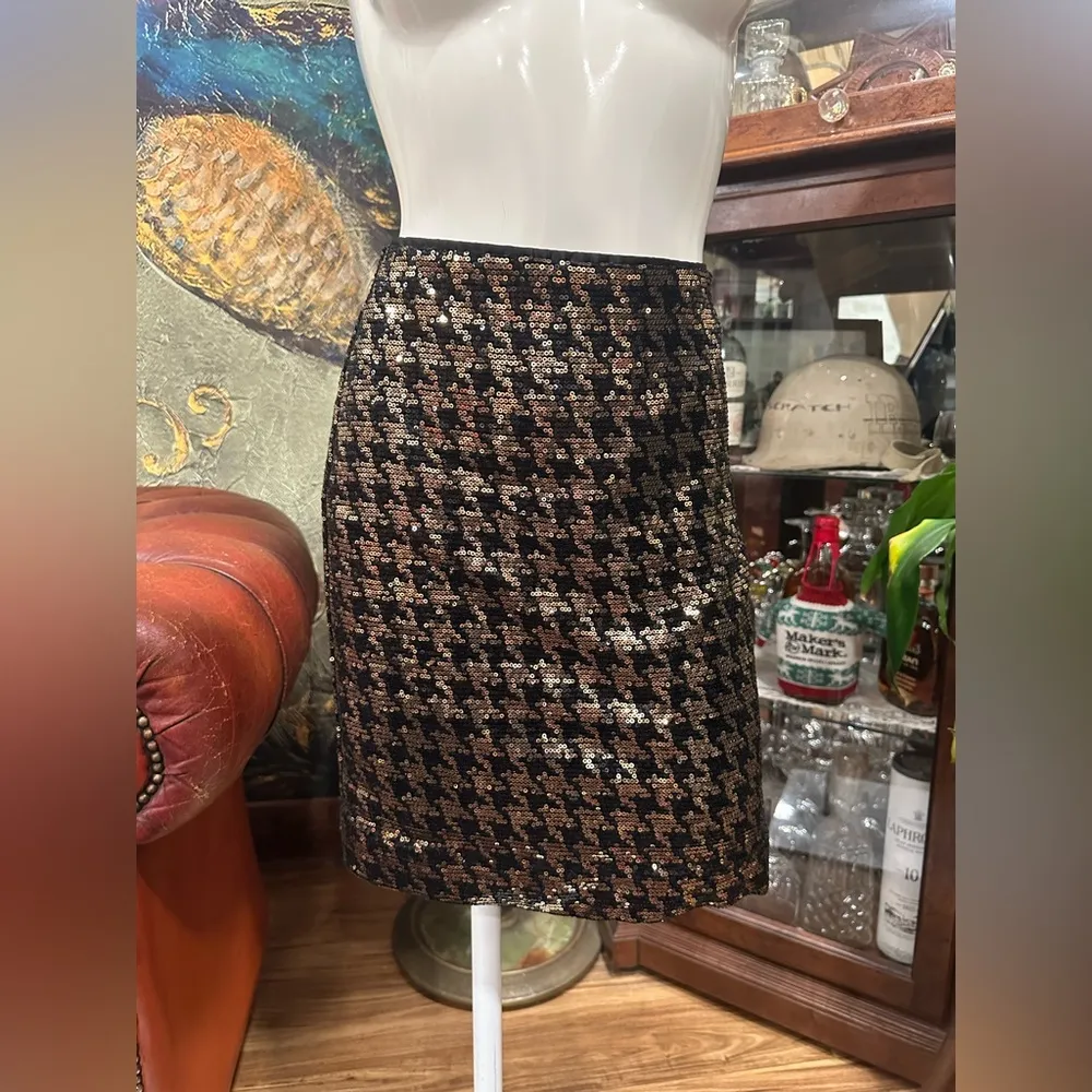EUC BAGATELLE Elegant Black and Brown Houndstooth  SEQUENCE MINI Skirt - Image 2