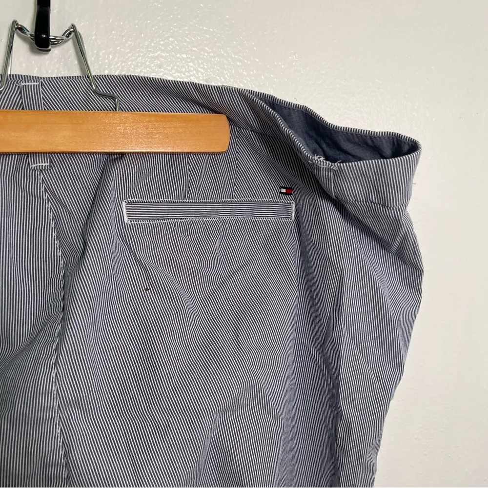 Tommy Hilfiger Bermuda Shorts Blue White Pinstripes 18W - Image 8