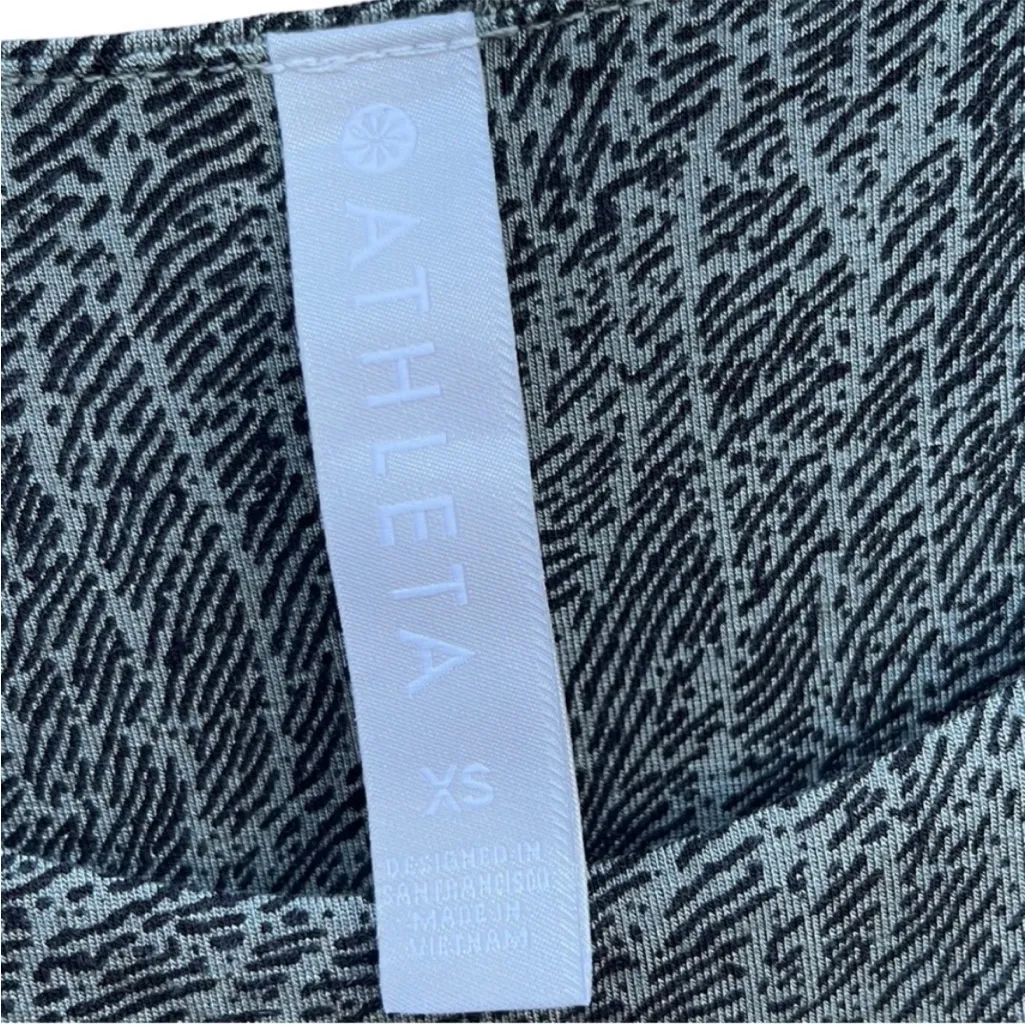 Like New Athleta Santorini Thera Dress - Image 3