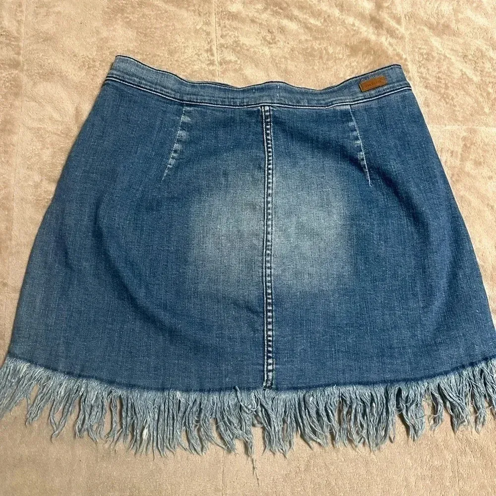 Sneak Peek Denim Skirt Size Large Blue - Image 6