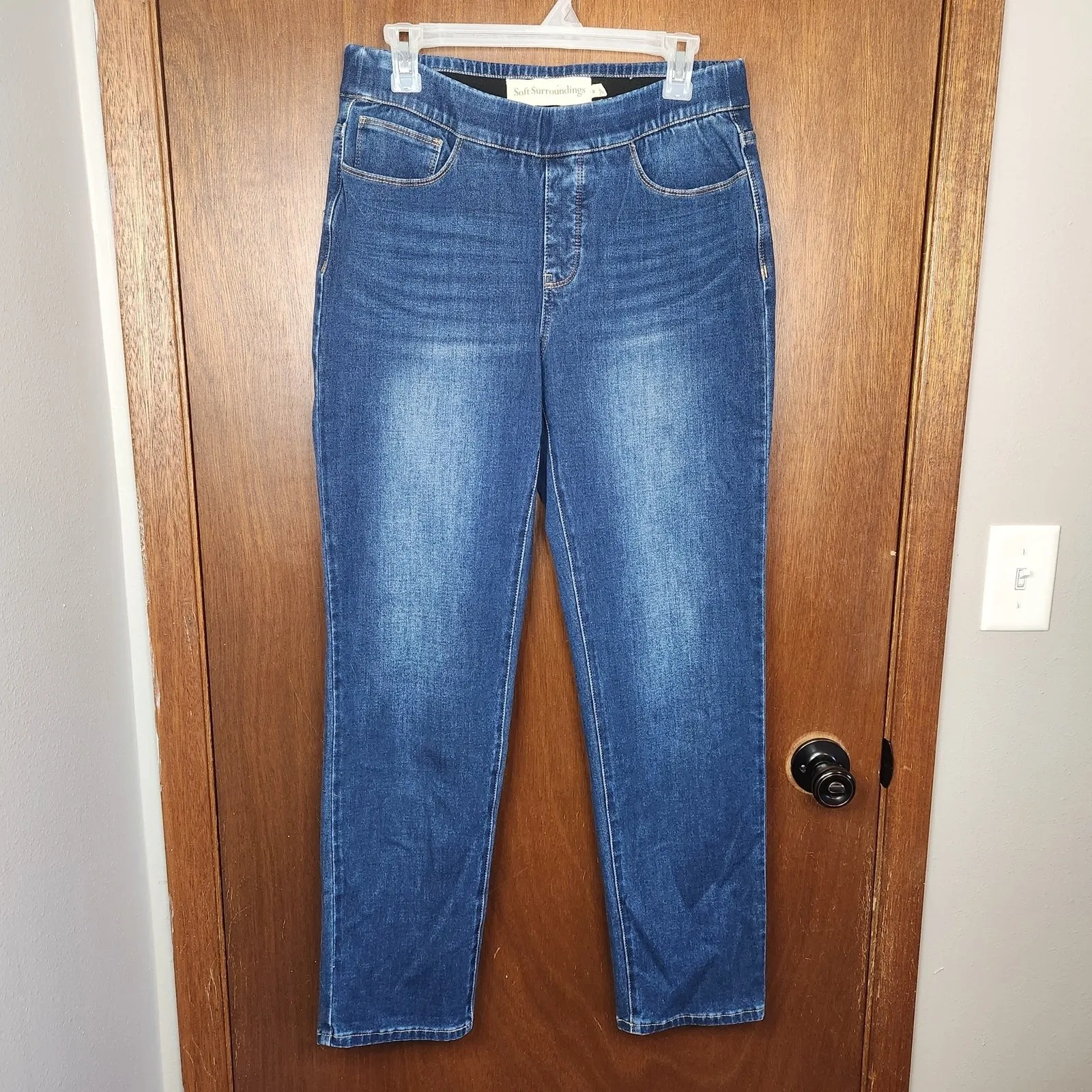 Soft Surrounding Woman’s Medium Wash Jeggings Size Medium - Image 2