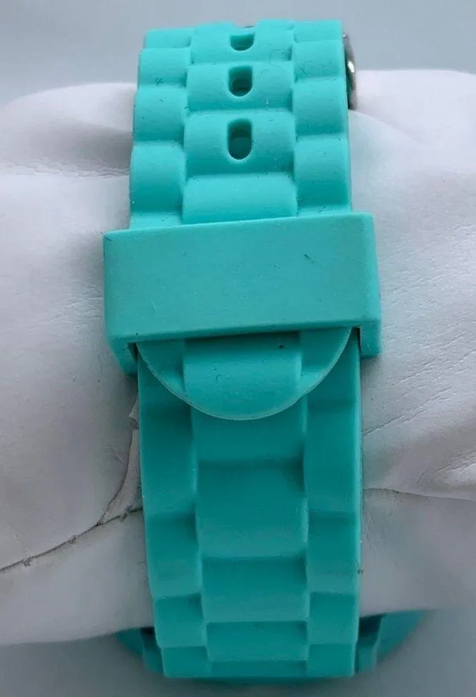 Aeropostale ladies 38mm Quartz analog watch silicone band runs - Image 3