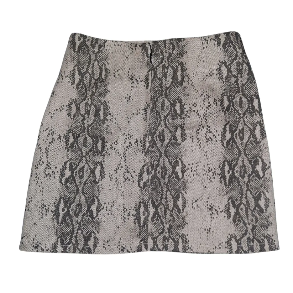 She & Sky Snake Print Mini Skirt Size Small - Image 2