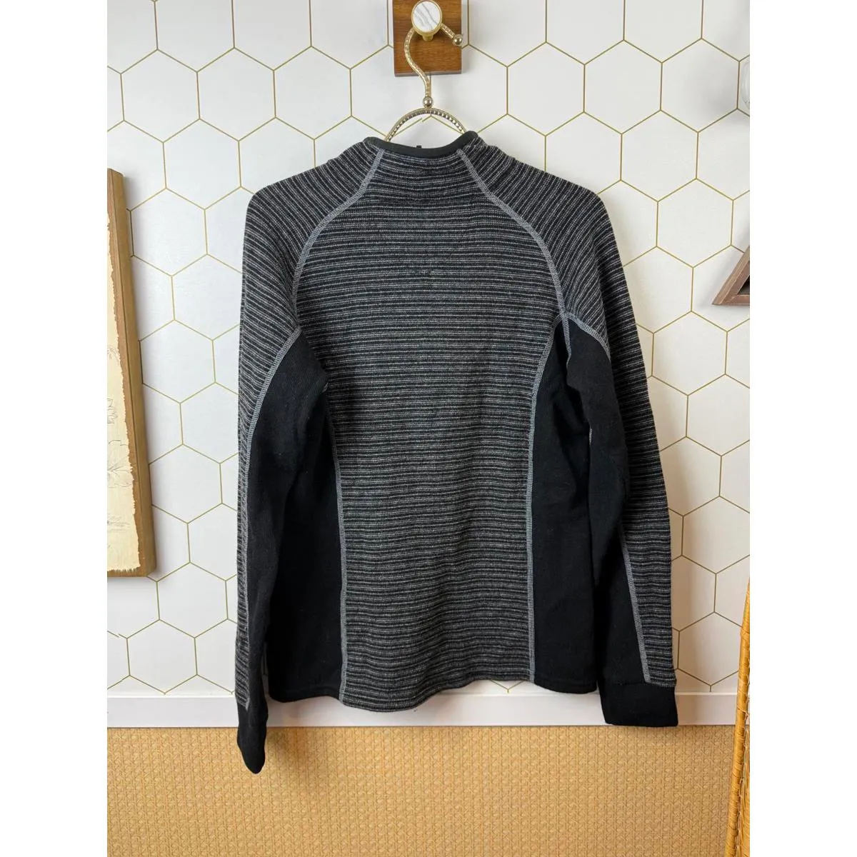 Kuhl Chianti Fleece Wool Blend Black and Gray Half-Zip Pullover - Size - Medium - Image 2