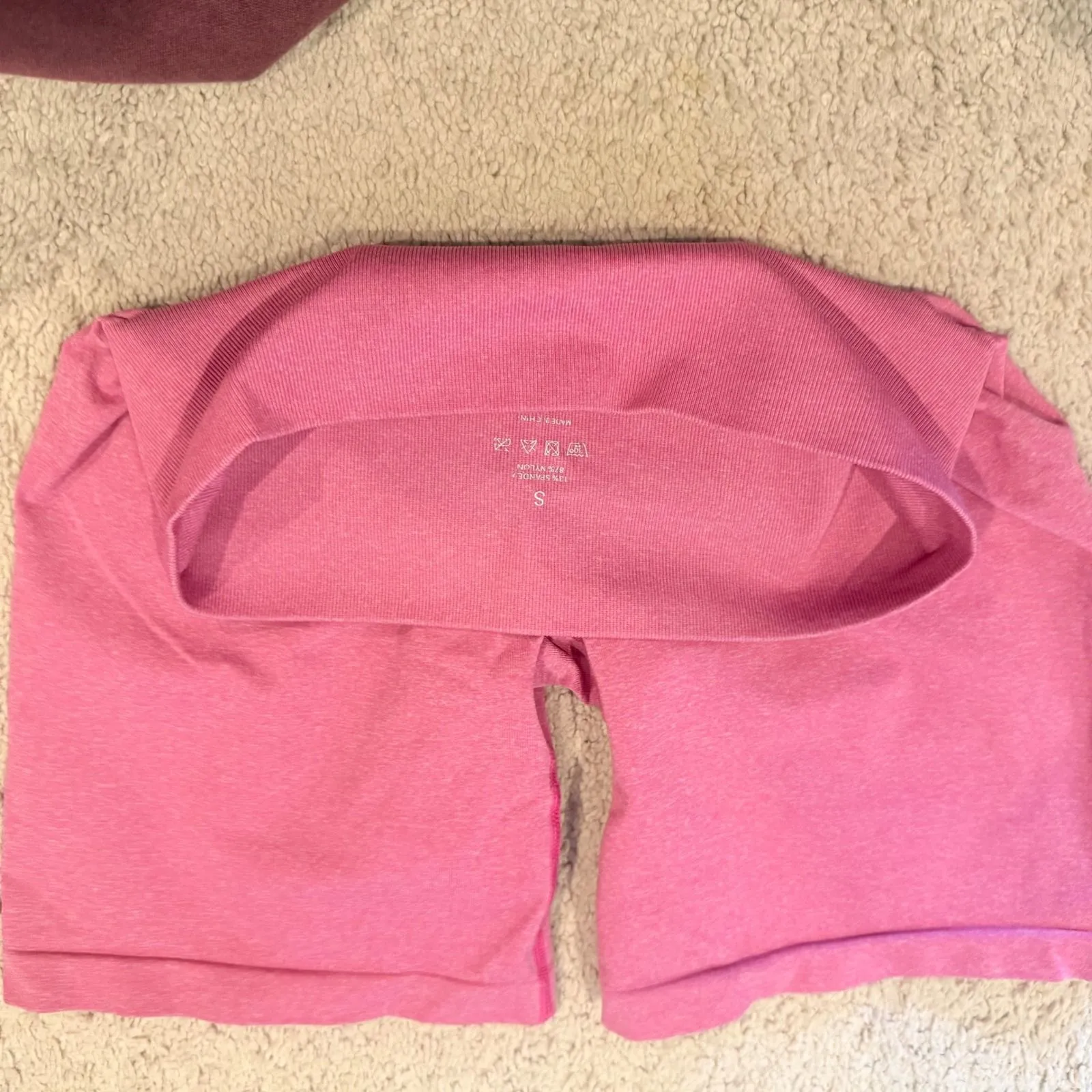 NVGTN Seamless High Waisted Biker Shorts Pink Size Small Workout Athleisure - Image 3