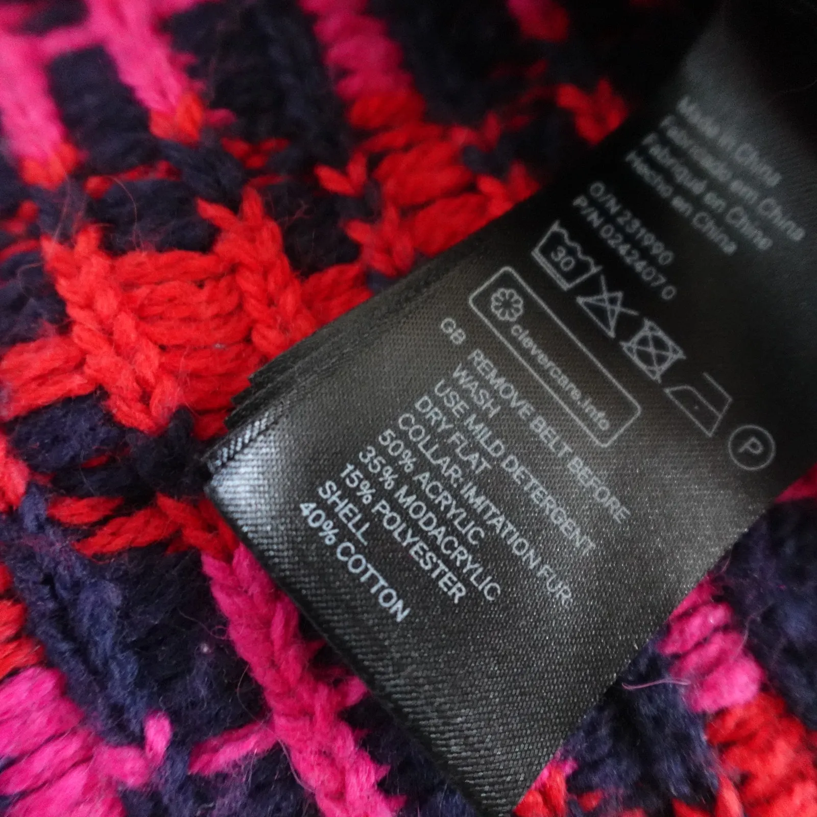 H&M Faux Fur Heart Nordic Fair Isle Knit Sweater Vest Holiday Festive Winter - Image 13