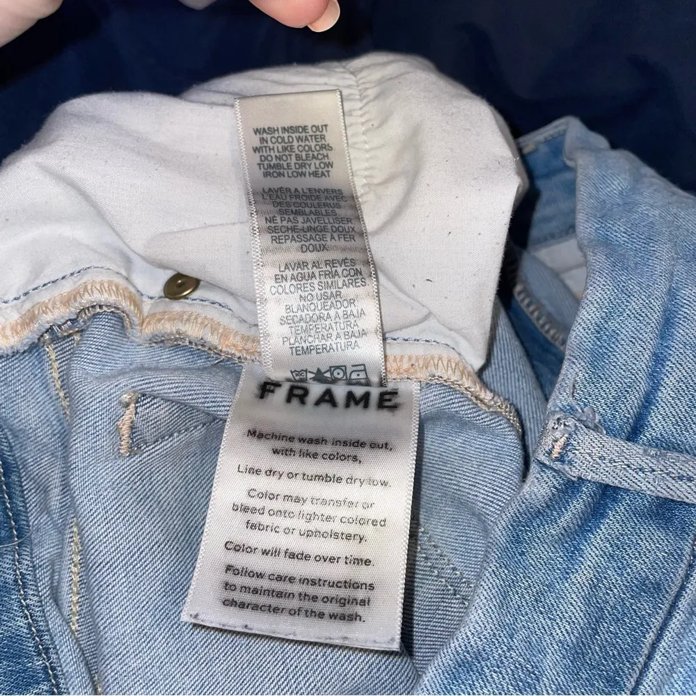 Frame Le Mini Boot Distressed Raw Hem Jeans Size 26 - Image 8