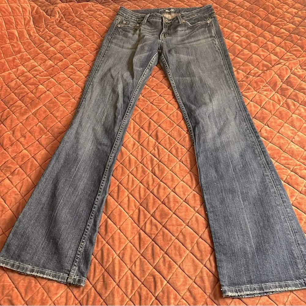 Vintage Miss Me Rhinestone Fleur-de-lis Jeans - Image 3