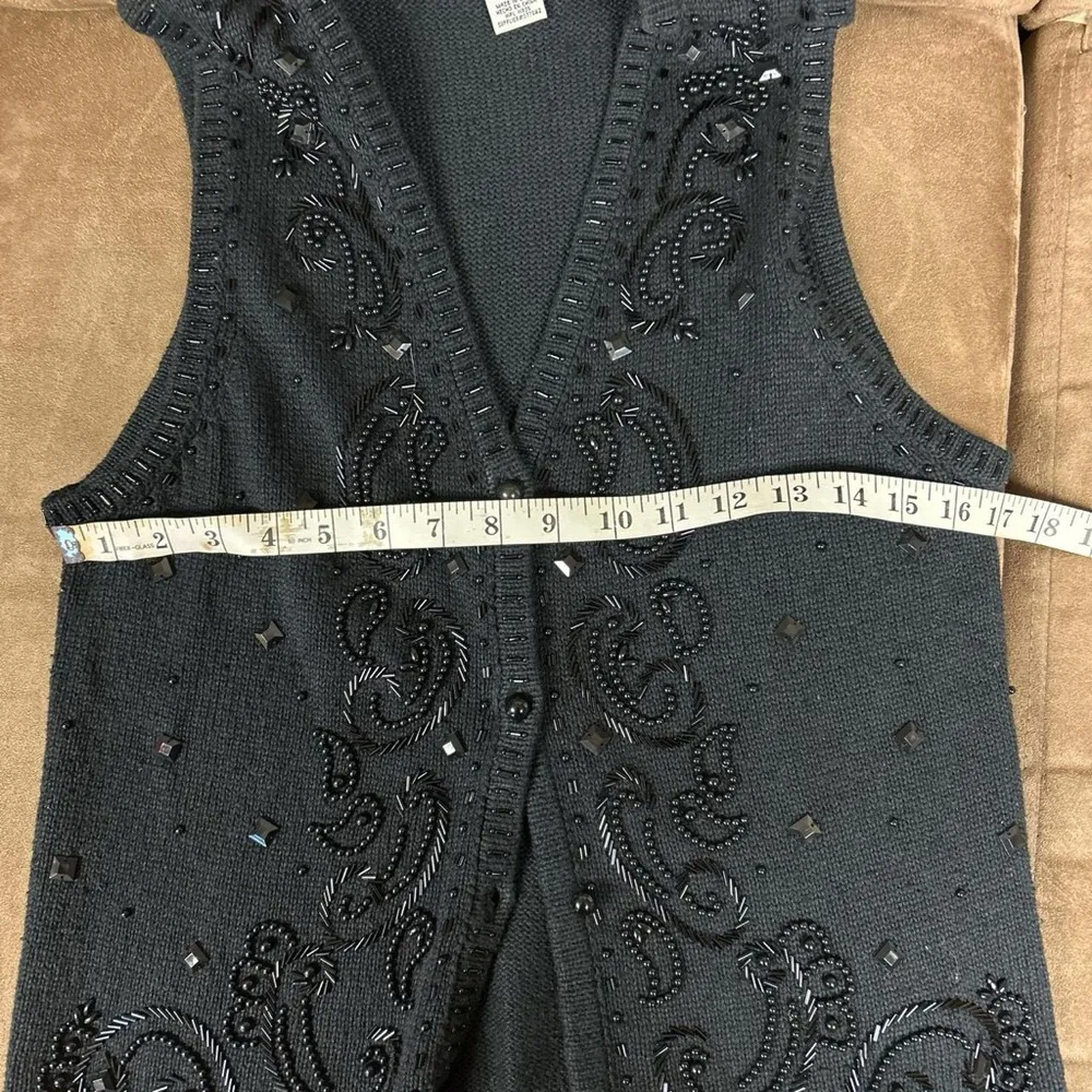 Vintage Yarnworks Black Beaded Sleeveless Grandma Vest size S - Image 6