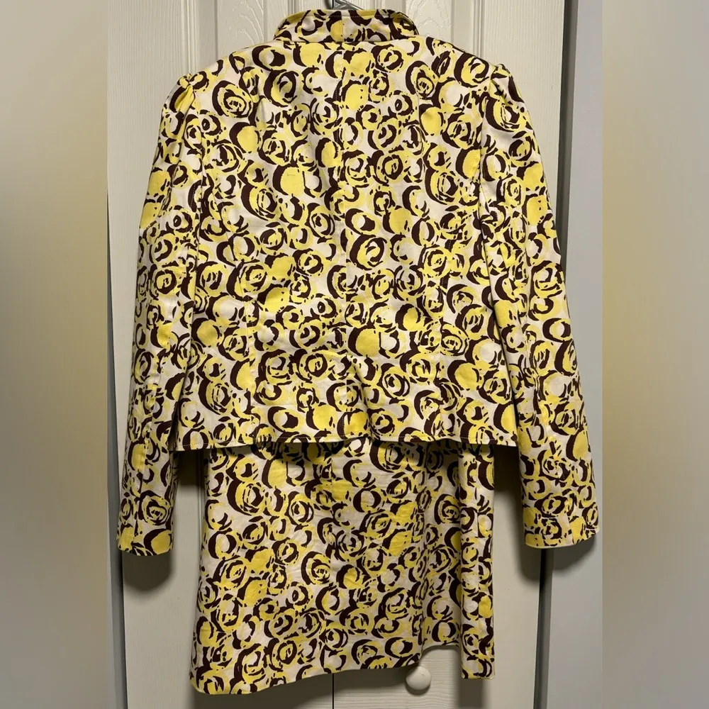 Doncaster 2 Piece Vintage Yellow/Brown Suit - Image 4