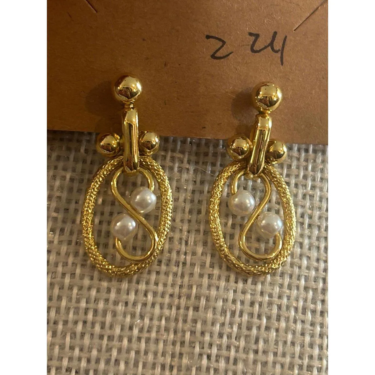 A24 gold tone fashion earrings vintage - Image 4