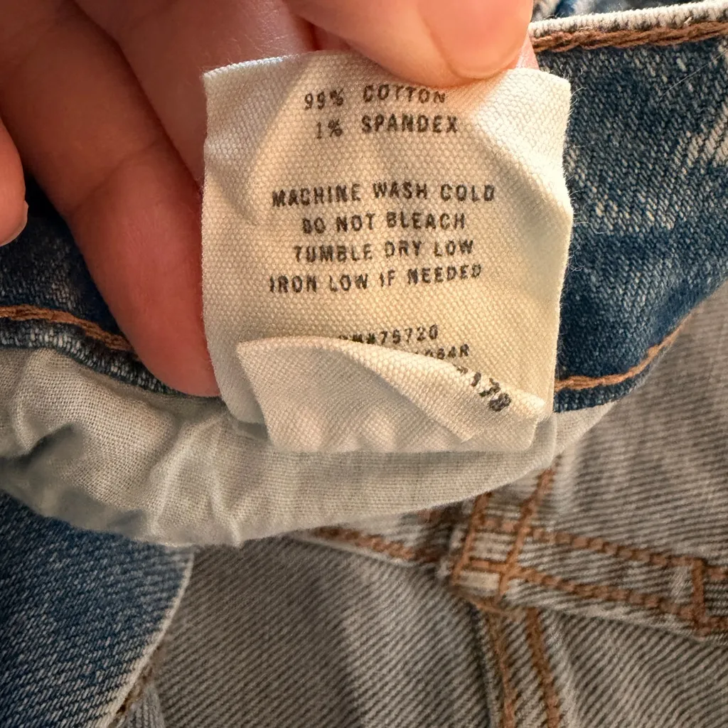 Gilded Intent NWT 90's Split Hem Wide Leg Stretch Jean w/ Button Fly - Image 8