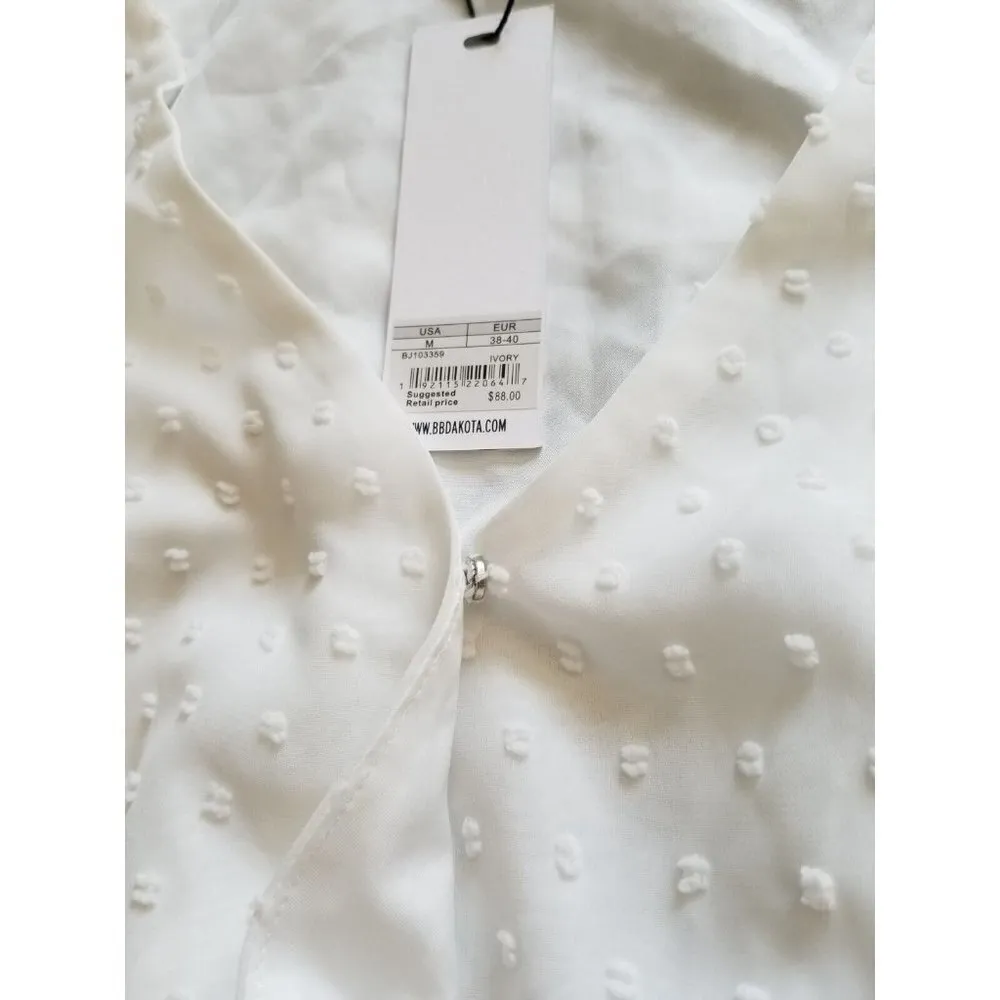 BB Dakota Romper Ivory Swiss Dot Long Sleeve Wrap Top Womens Size Medium - Image 4
