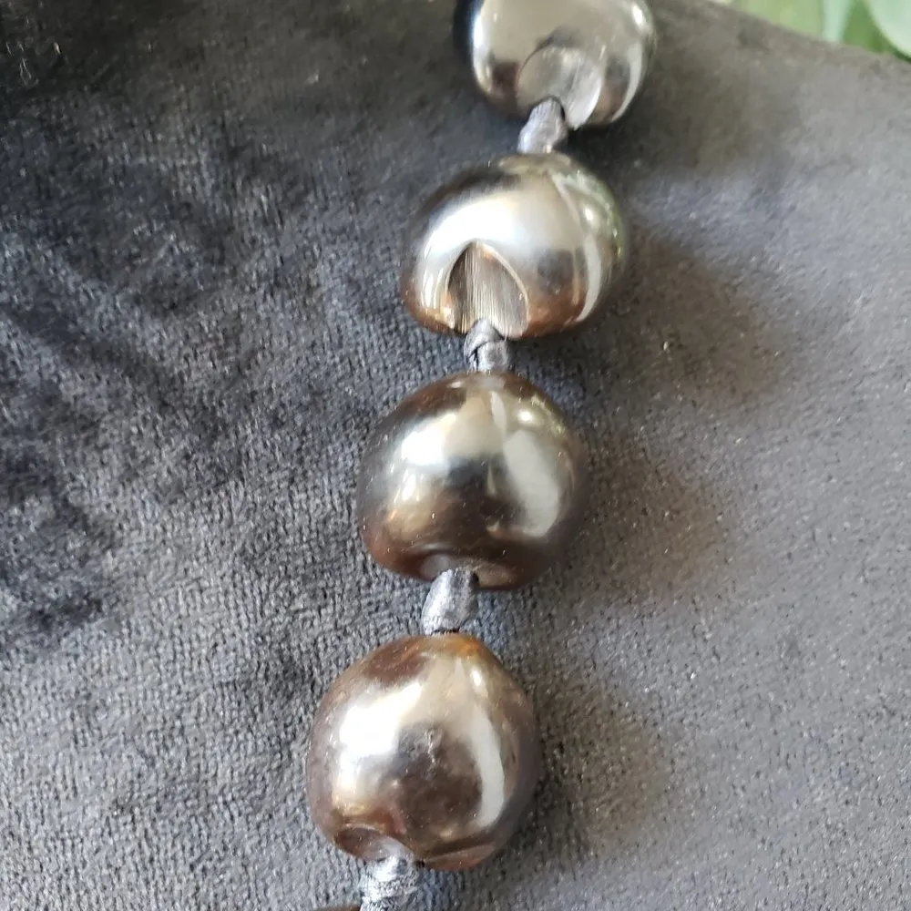 Women Fashions Black Round Strand Beaded Collar Necklace with Lobster Clasp - Image 3