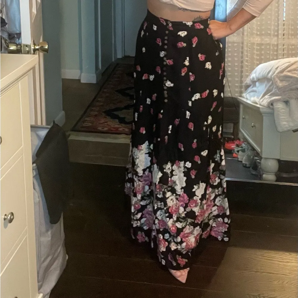 NWT Raga Long Rose Print Skirt - Image 2