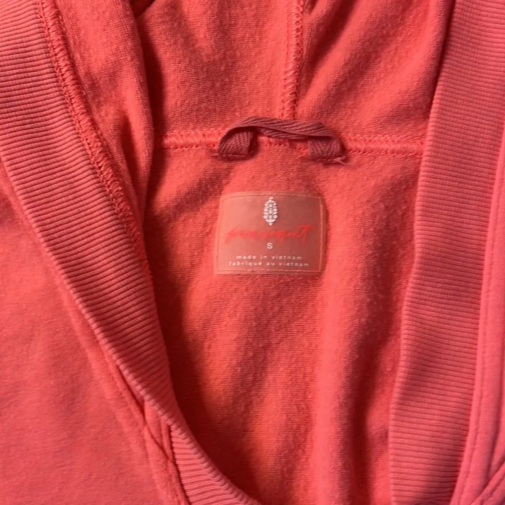 Free People Movement Grand Slam Cropped Pink Pull Over Hood Size Small - Image 2