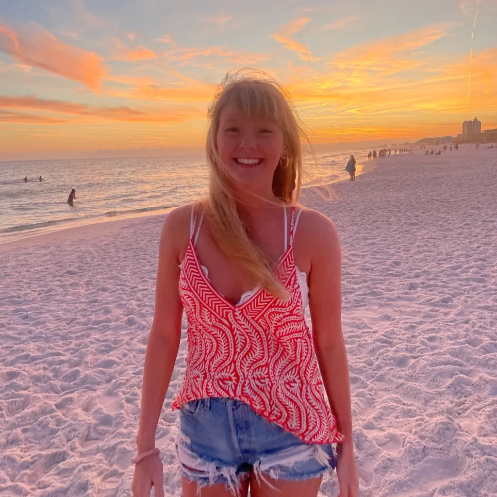 Urban Outfitters Red and Cream Patterned Top - Image 3