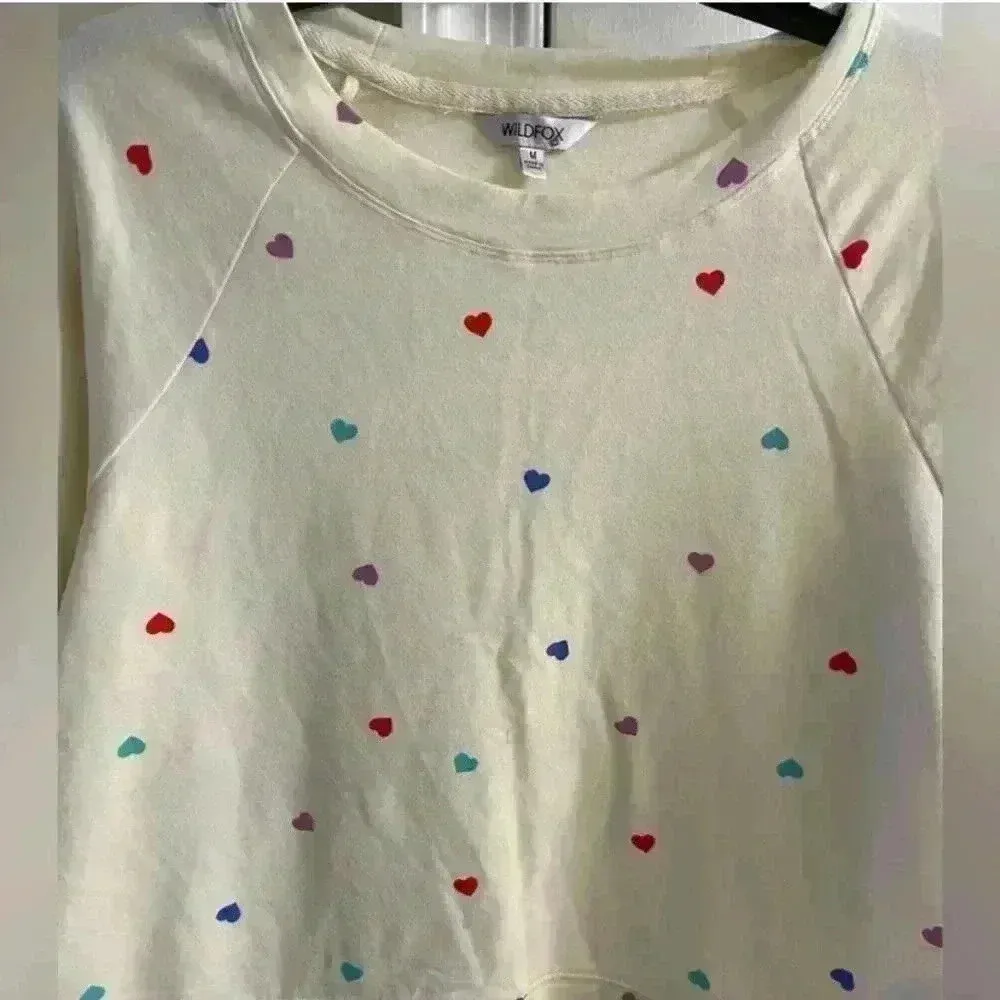 Wildfox  Beige Heart Print‎ Crewneck Pullover Medium - Image 2