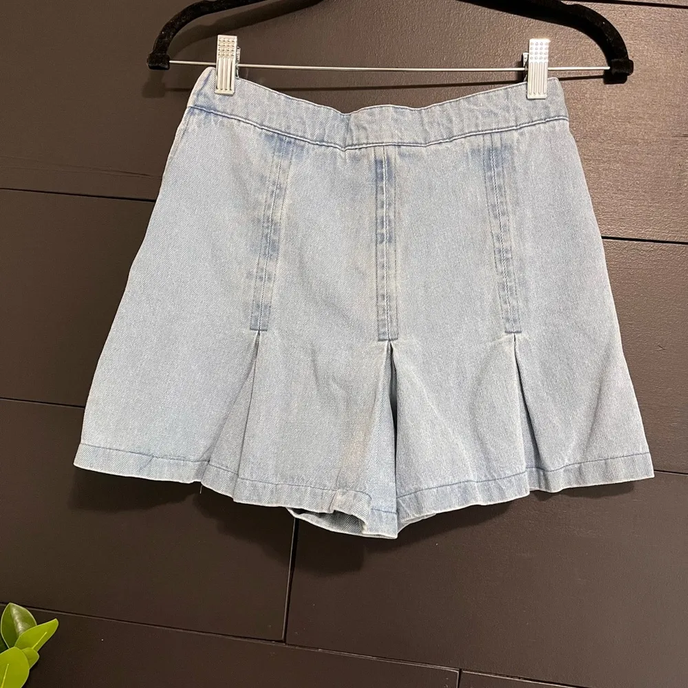 CALI 1850 Pleated Y2K High Rise Belted Denim Jean Skort Women’s Sz S EUC Blue - Image 2