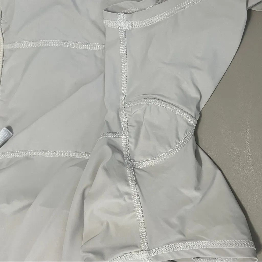 Fair Harbor Corliss Shorts White Size Medium - Image 5