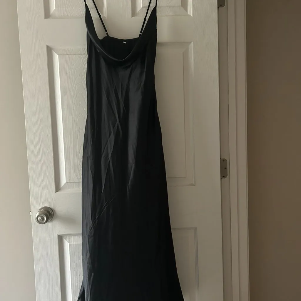 Women's Satin Maxi Slip Dress Size XS Black Cocktail Special Occasion Dress - Image 8