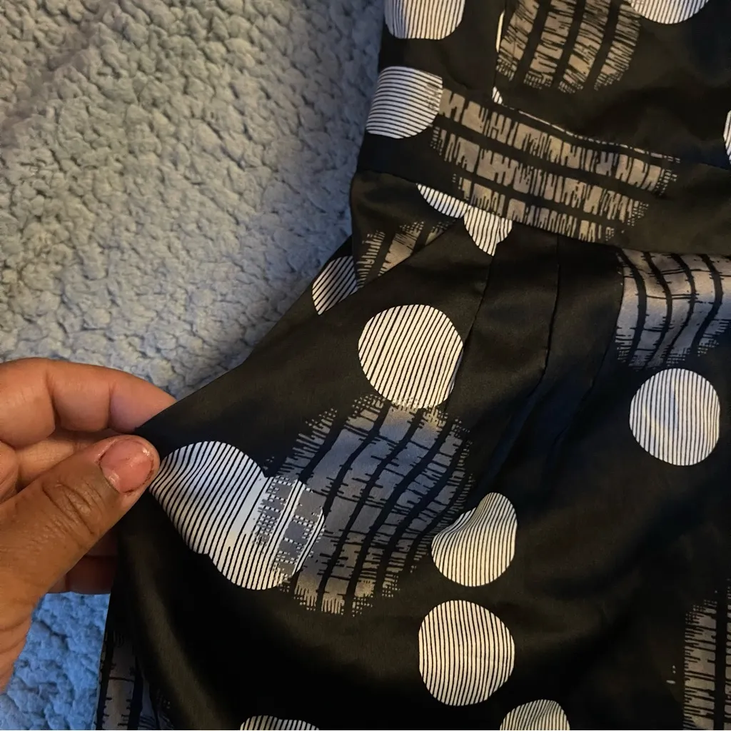 Banana Republic Women's Black White Strapless Poka Dot Print Mini Dress Sz 2 - Image 2