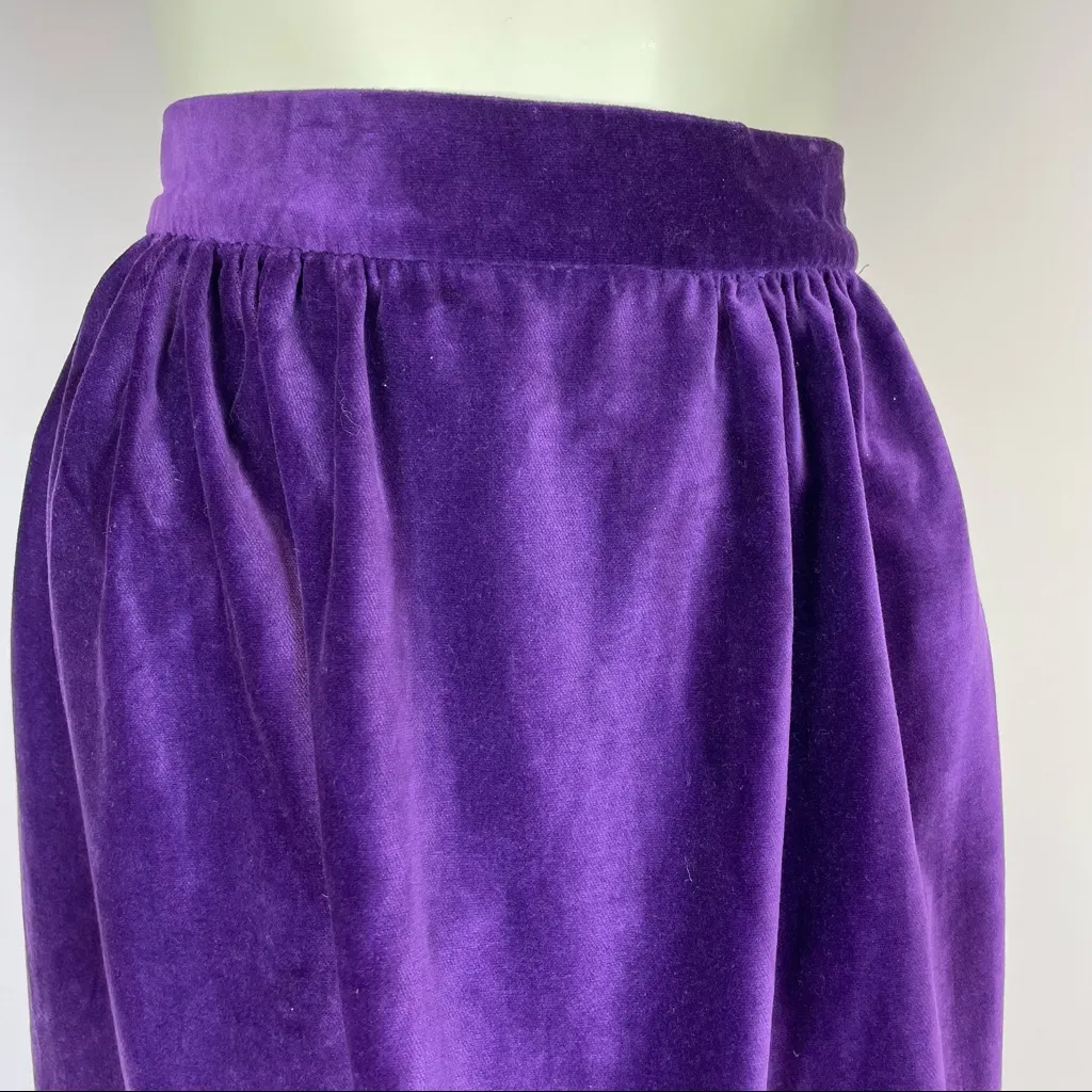 Vintage Velvet Embroidered Skirt Scalloped Embroidery Hem Goth‎ Gothic Victorian Size XXS - Image 5