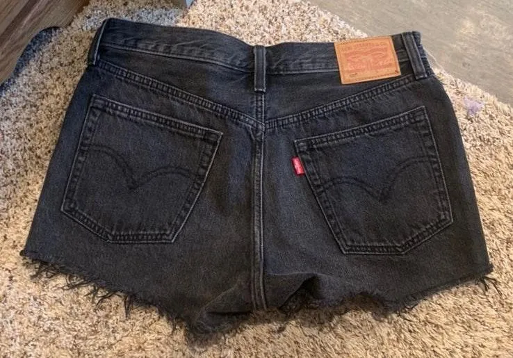 Levi’s Black  Shorts  - Image 3