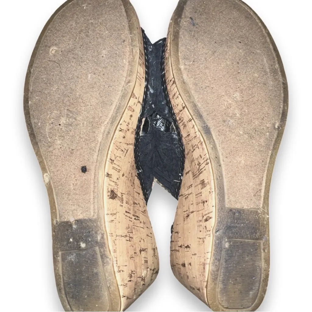 🪩4/$20!! Maurices Women’s Wedges 10 “Joselyn” black/tan slip on sandals 🪩4/$20!! - Image 7