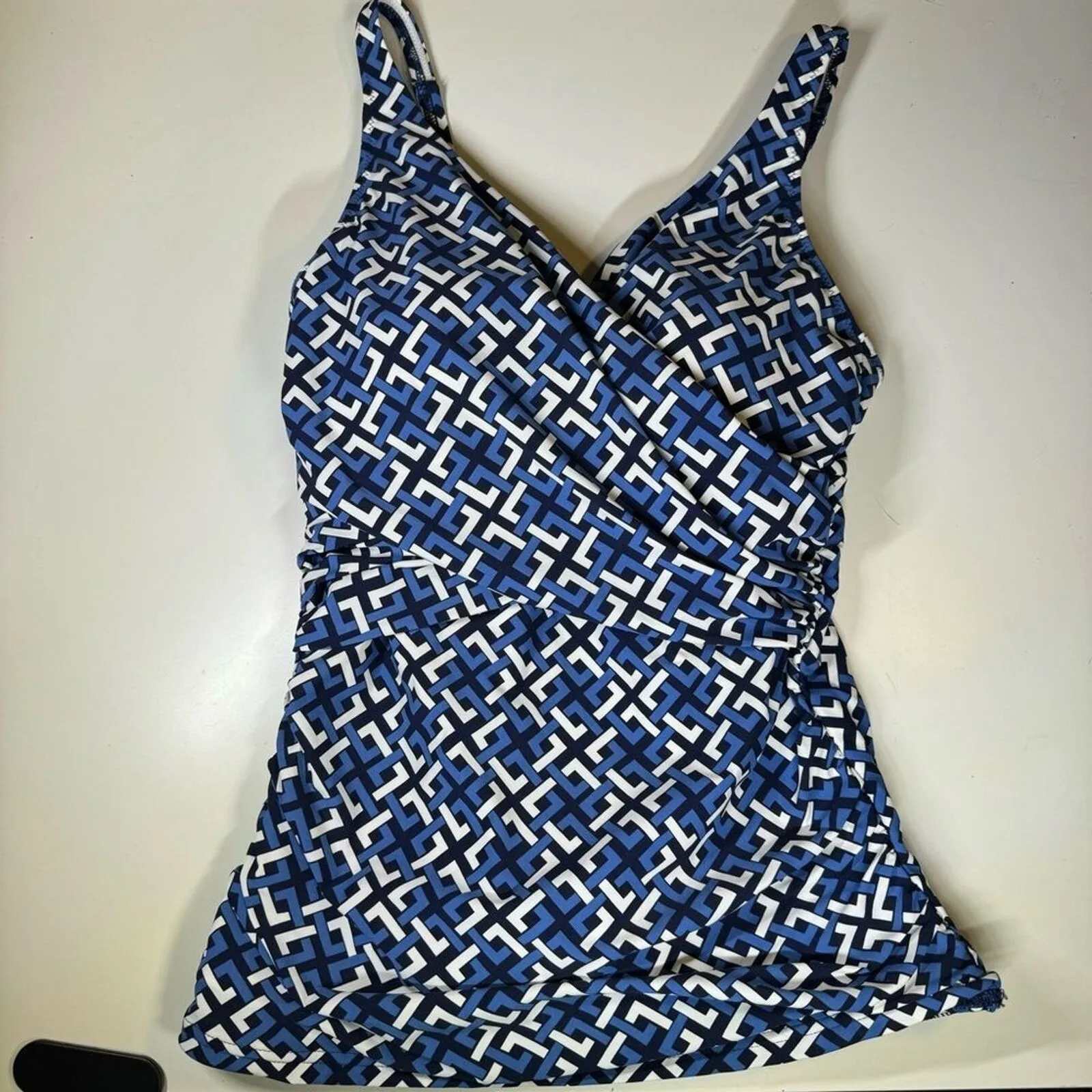 Lands End Faux Wrap Flattering Tankini Top Adjustable Straps Women’s Size 6 - Image 2