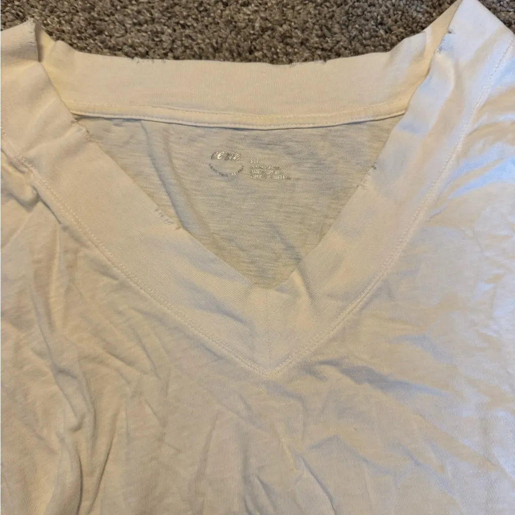 Aerie White V-Neck Crop Top - Image 4