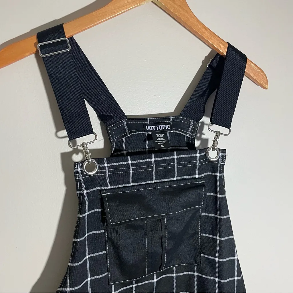 Hot Topic Grid Print Overall Shorts - Image 6