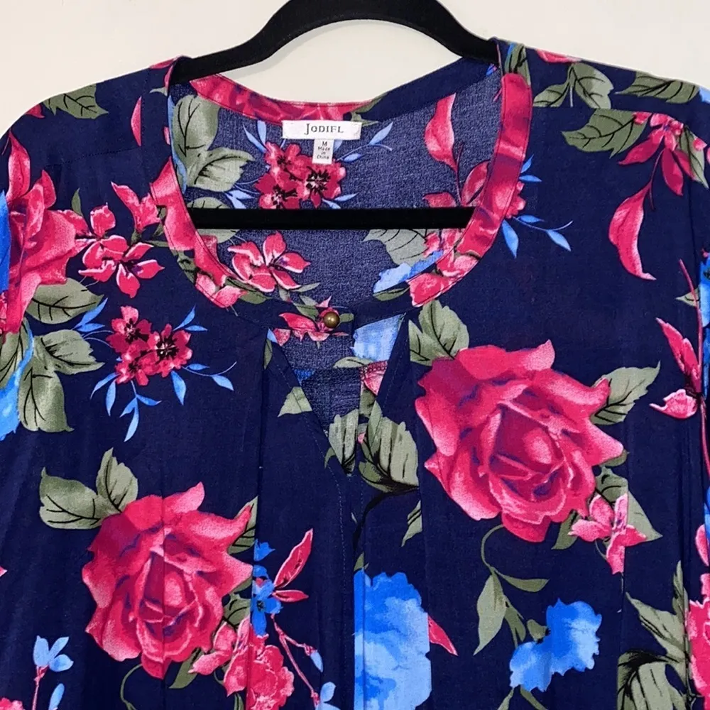 JODIFL medium women’s long bell sleeve hi low floral dress with side pockets - Image 5