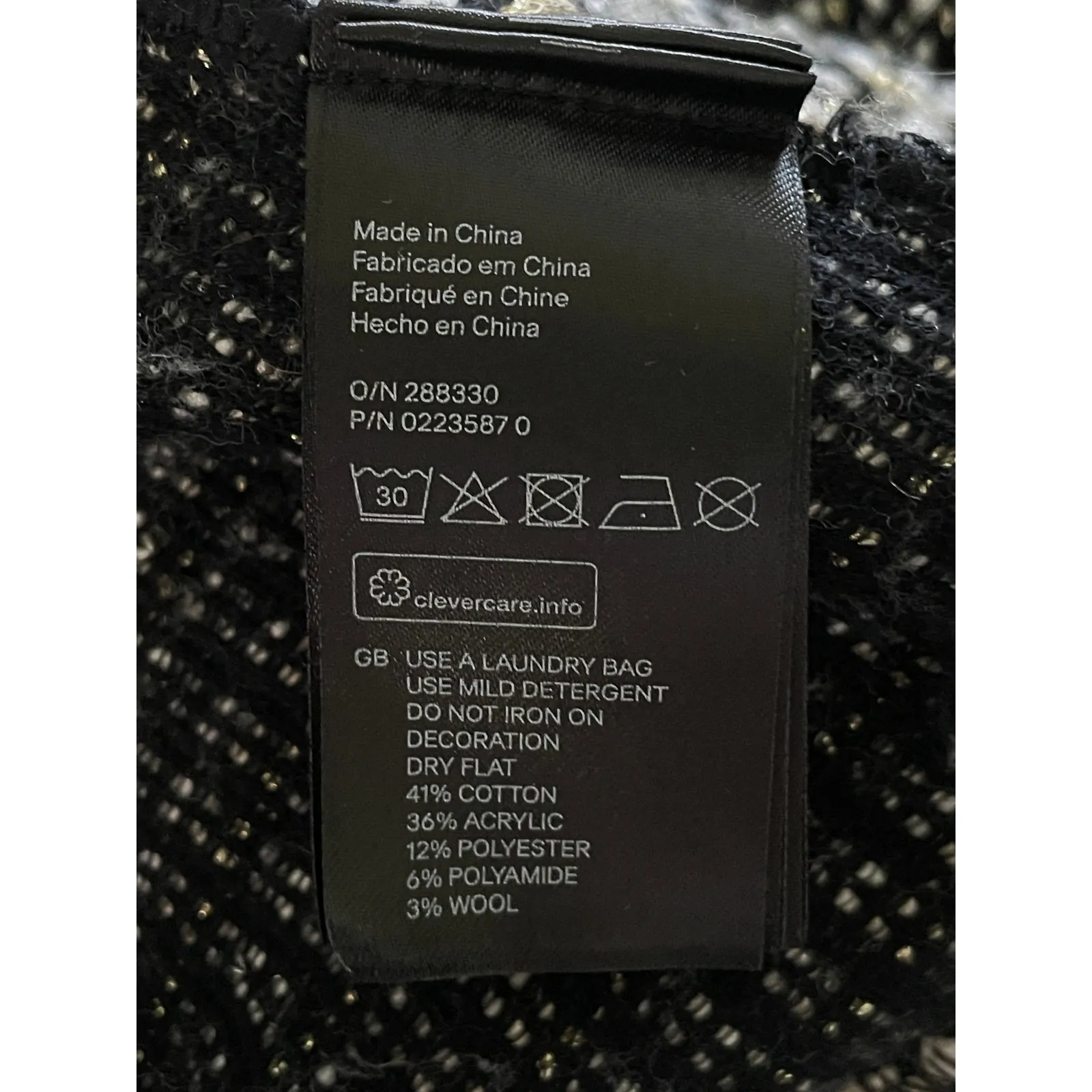 H&M Women’s Cardigan Sweater Jacket Black White - Image 8