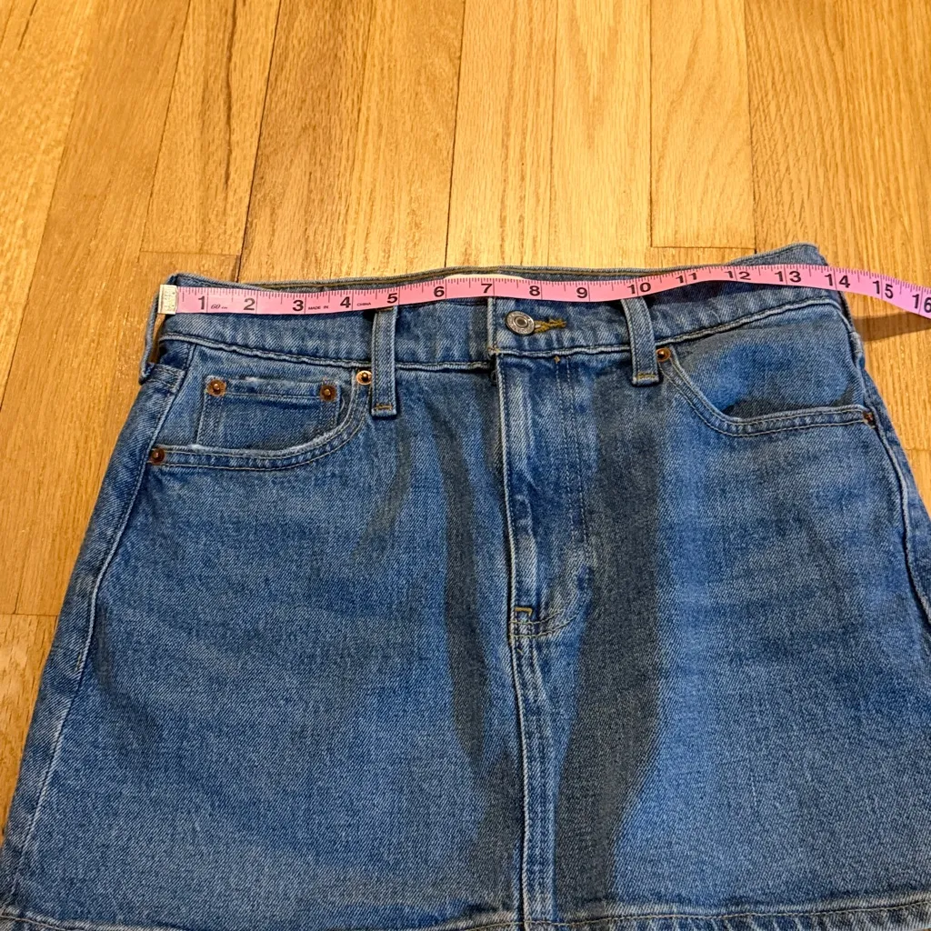 Abercrombie & Fitch Mid Rise Denim Skirt Sz 24 - Image 3