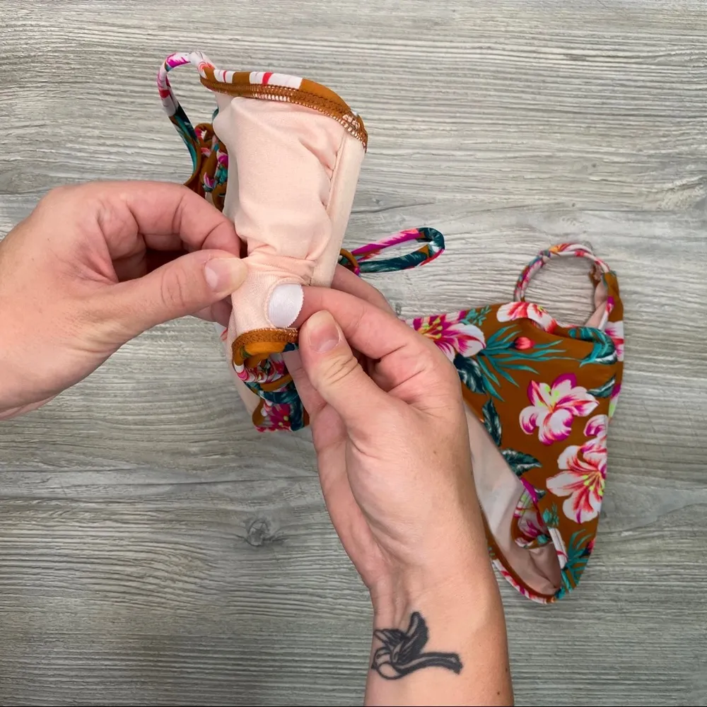 Xhilaration Bikini Swimsuit Set Sz M/L - Image 6