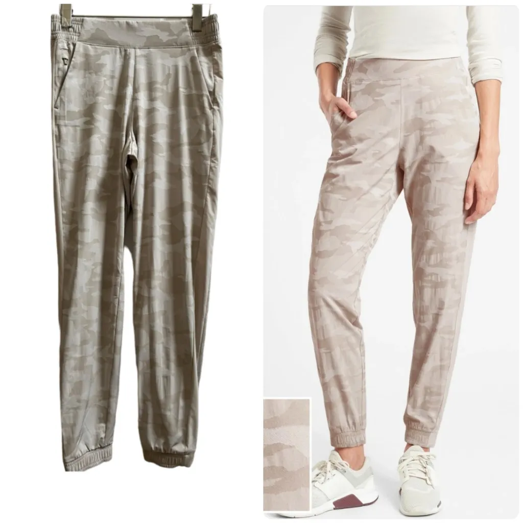 Athleta Brooklyn Camo Jogger Pant Style 599681 Size 2 Athleisure Outdoors - Image 2