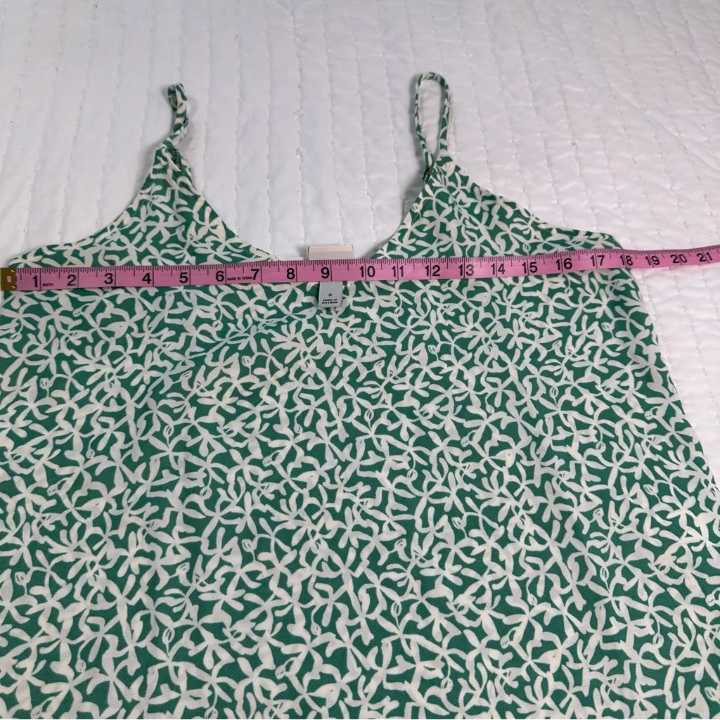 A New Day Floral Leaf Patterned Green and Cream Top - Image 4