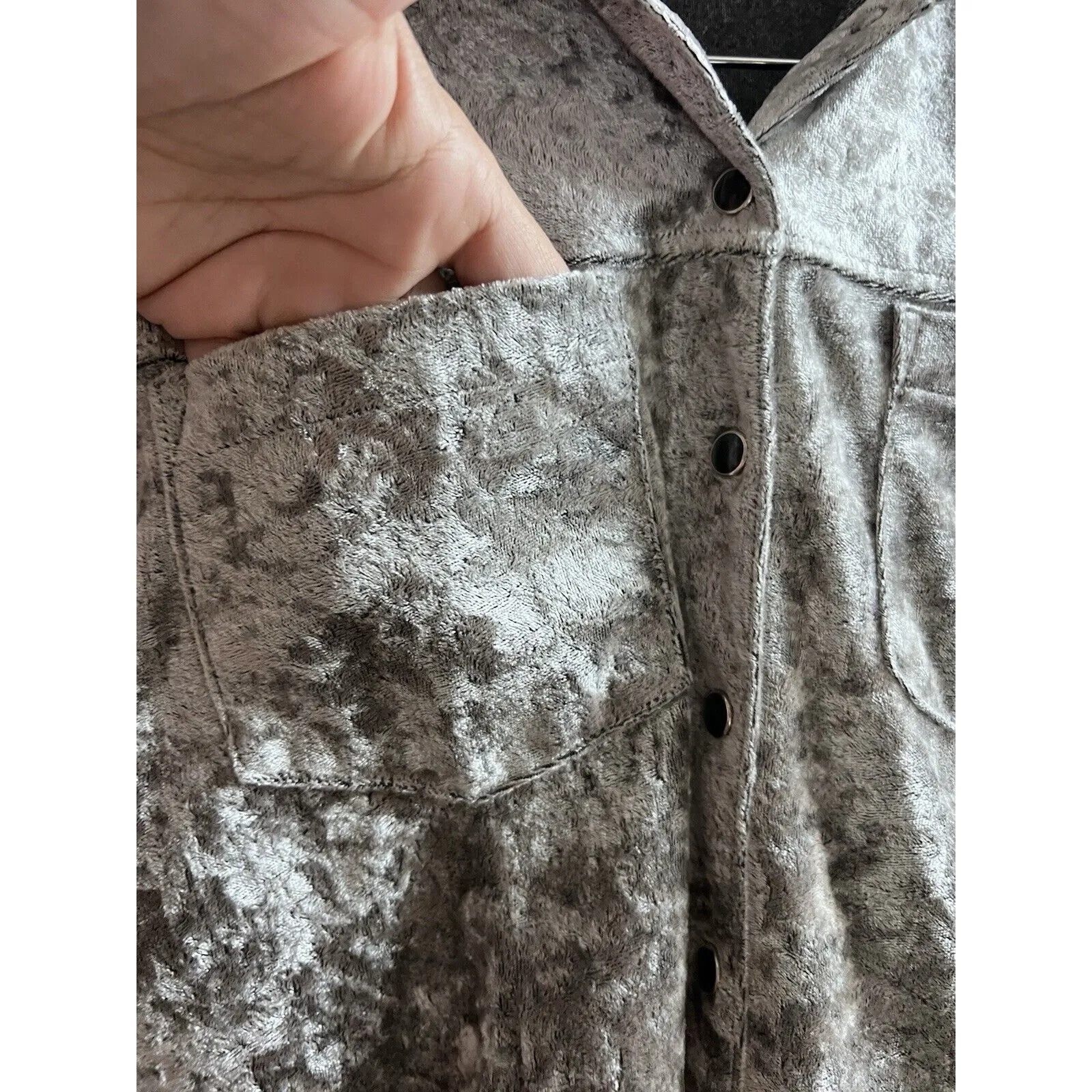 Aeropostale Vintage Y2K Velour Blouse Snap Silver Stretchy Top Shirt 2000’s - Image 6