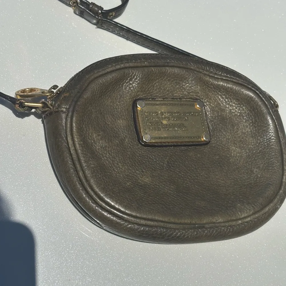 Marc by Marc Jacobs Black Leather small Crossbody Bag - Image 10