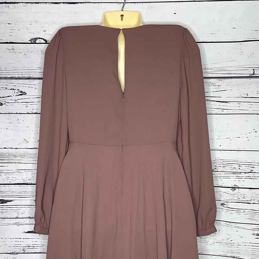 Express NWT Size S Mauve Surplice V-Neckline Cut-Out Back Fit & Flare Dress - Image 4