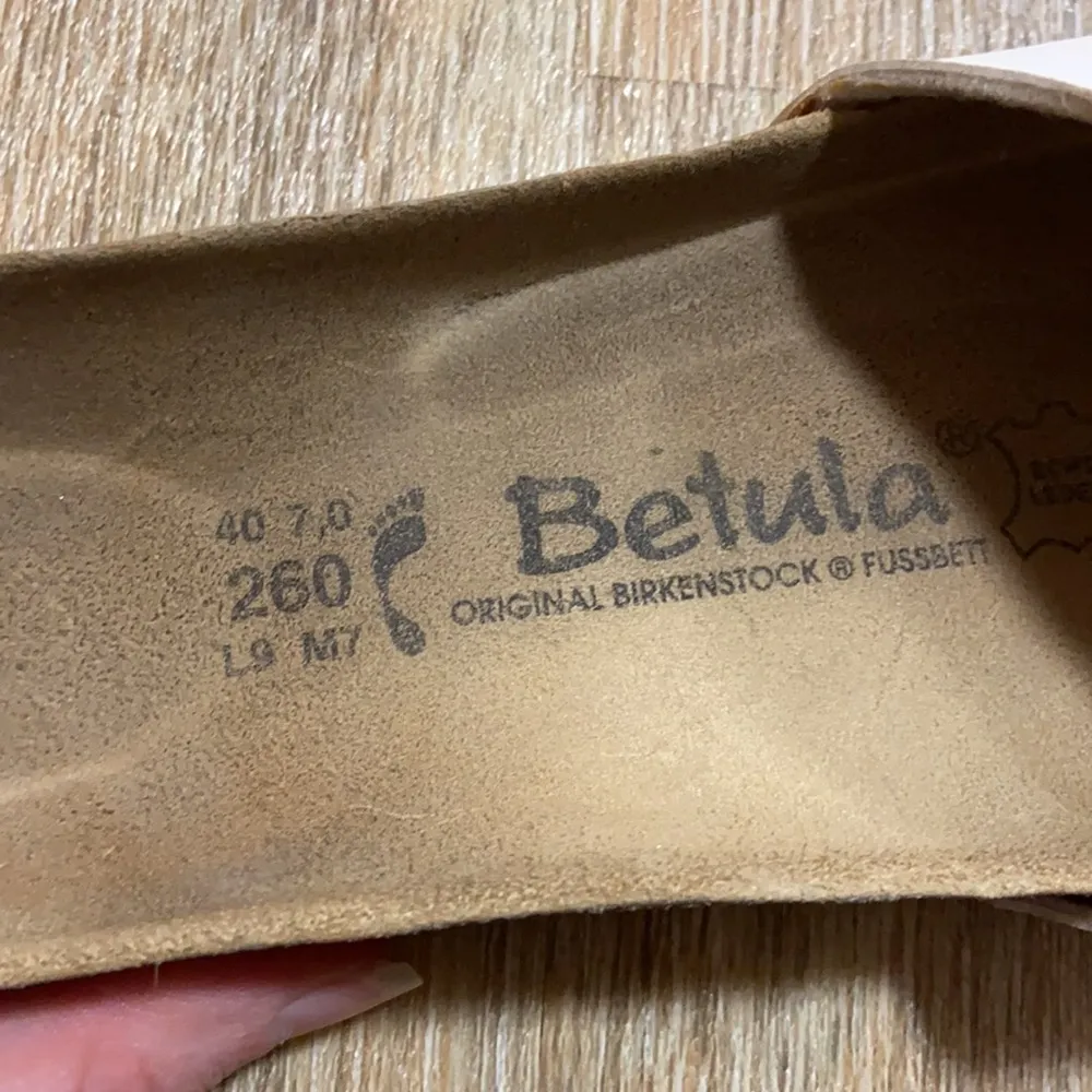 Birkenstock Madrid Size 40 - Image 12