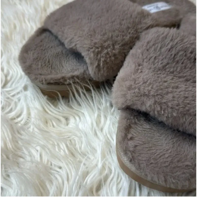 Chinese Laundry Mulholland Fur Slide Slipper - Image 3
