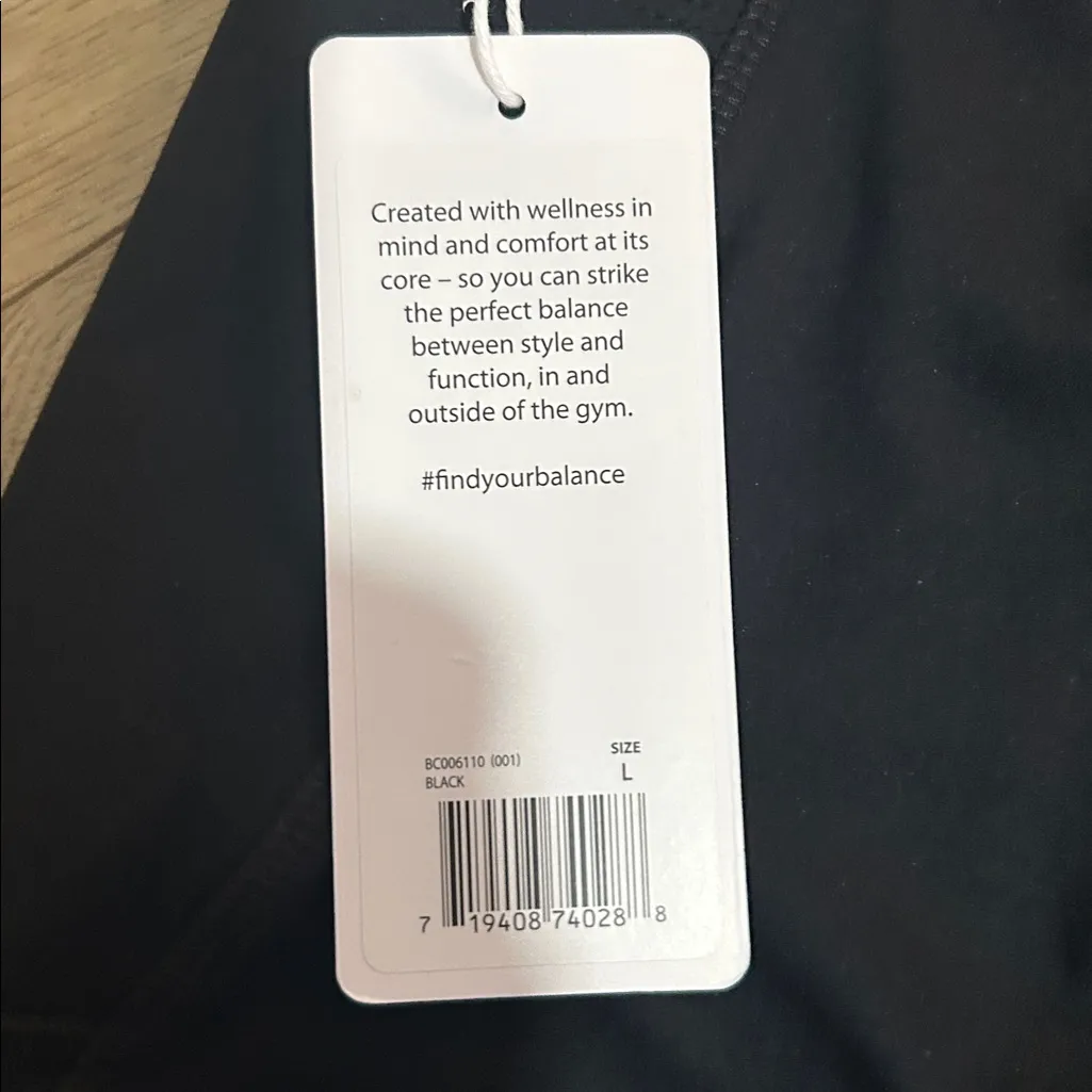 Balance Collection side Pocket Leggings with mesh lining, Black, Large, NWT - Image 7